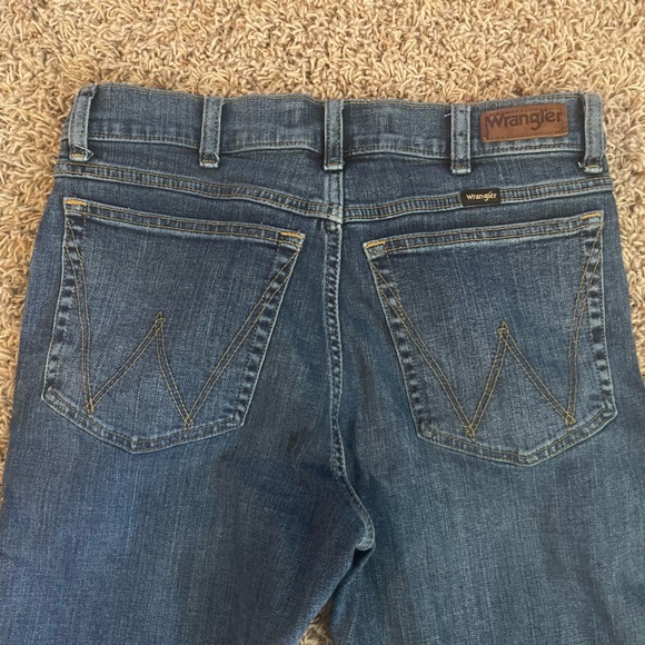 Wrangler Slim Straight Jean - Picture 3 of 4